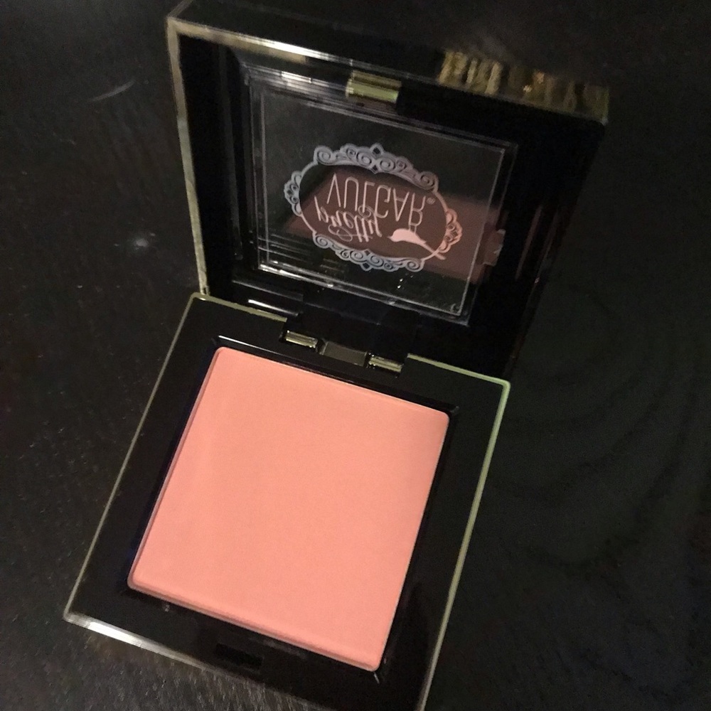 Pretty Vulgar Blush